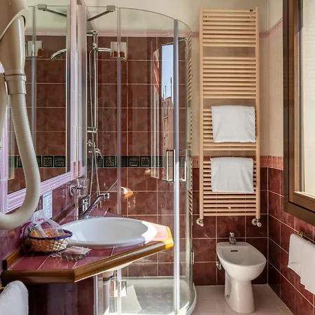 Atlanta Augustus 3* Venedigs Lido