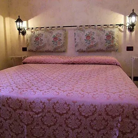 Atlanta Augustus Hotel 3*